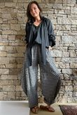 Nonni Gingham Classic Barrel Pant Black